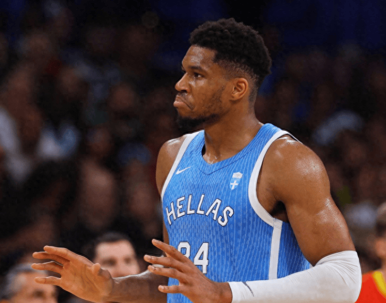 德约科维奇焦点对战，字母哥与50激战快船分钟，比赛局势复杂胜负难料！的简单介绍kaiyun中国官网